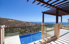 Villa – Kouklia, Baf, Kıbrıs. 2,465,000 €