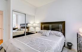 5 odalılar daire North York'da, Kanada. C$818,000