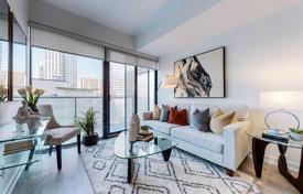 5 odalılar daire North York'da, Kanada. C$881,000