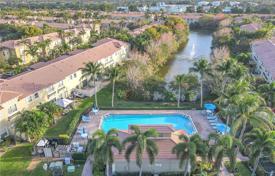 Şehir içinde müstakil ev – Boynton Beach, Florida, Amerika Birleşik Devletleri. $405,000