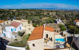Şehir içinde müstakil ev – Rethimnon, Girit, Yunanistan. 360,000 €
