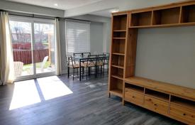 11 odalılar şehir içinde müstakil ev Etobicoke'de, Kanada. C$1,261,000