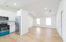 4 odalılar şehir içinde müstakil ev 142 m² Miami'de, Amerika Birleşik Devletleri. $500,000