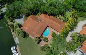 9 odalılar villa 639 m² Coral Gables'da, Amerika Birleşik Devletleri. $6,995,000