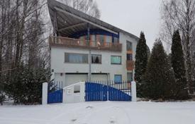 Şehir içinde müstakil ev – Zemgale Suburb, Riga, Letonya. 260,000 €