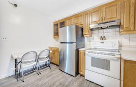 14 odalılar şehir içinde müstakil ev North York'da, Kanada. C$1,806,000