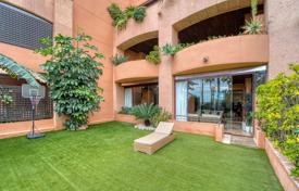2 odalılar daire 211 m² Nueva Andalucia'da, İspanya. 1,800,000 €