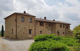 Villa – Lucignano, Toskana, İtalya. 1,150,000 €