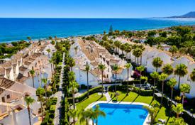 3 odalılar konak 250 m² Marbella'da, İspanya. 790,000 €