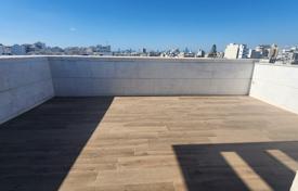 3 odalılar çatı dairesi 160 m² Holon'da, İsrail. $1,009,000