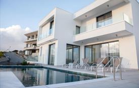 Villa – Chloraka, Baf, Kıbrıs. From 1,100,000 €