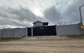 6 odalılar şehir içinde müstakil ev 160 m² Saguramo'da, Gürcistan. $250,000
