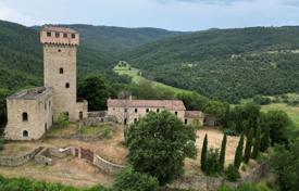 6 odalılar villa 1080 m² Passignano Sul Trasimeno'da, İtalya. 1,950,000 €