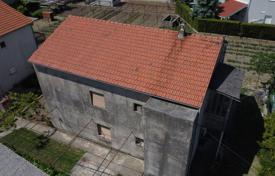 Şehir içinde müstakil ev – Kaštel Lukšić, Split-Dalmatia County, Hırvatistan. 250,000 €