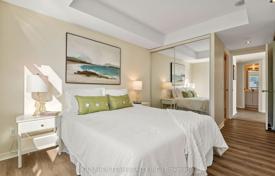 5 odalılar daire North York'da, Kanada. C$1,003,000