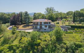 17 odalılar villa 489 m² Chiusi'de, İtalya. 825,000 €