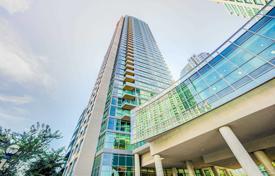 2 odalılar daire Fort York Boulevard'da, Kanada. C$721,000