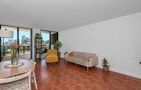 1 odalılar kondominyumda daireler 78 m² Miami'de, Amerika Birleşik Devletleri. $330,000