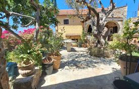 Arsa Paleloni'de, Yunanistan. 330,000 €