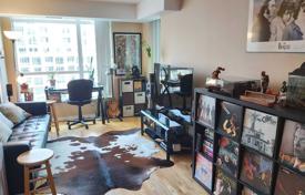 2 odalılar daire Fort York Boulevard'da, Kanada. C$793,000