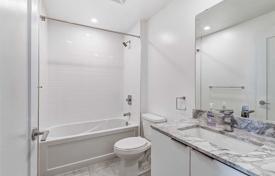 4 odalılar daire Etobicoke'de, Kanada. C$967,000