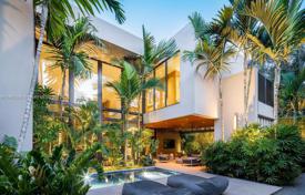 Şehir içinde müstakil ev – Miami, Florida, Amerika Birleşik Devletleri. $6,490,000