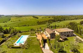 26 odalılar daire Castelnuovo Berardenga'da, İtalya. 2,600,000 €
