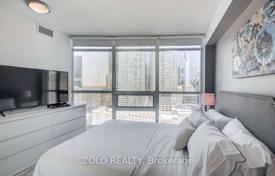 5 odalılar daire Yonge Street'da, Kanada. C$1,157,000