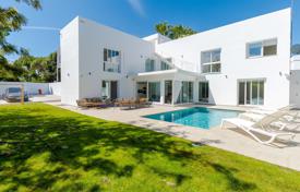 6 odalılar villa 366 m² Marbella'da, İspanya. 1,895,000 €