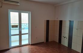 1 odalılar daire 39 m² Bijela'da, Karadağ. 110,000 €