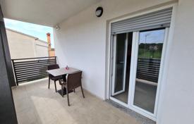 15 odalılar şehir içinde müstakil ev 400 m² Pula'da, Hırvatistan. 999,000 €