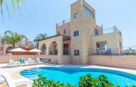 10 odalılar villa 270 m² Poli Crysochous'da, Kıbrıs. 775,000 €