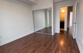 2 odalılar daire North York'da, Kanada. C$960,000