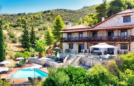 4 odalılar villa 300 m² Mora'da, Yunanistan. 550,000 €