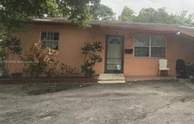 4 odalılar şehir içinde müstakil ev 189 m² Lauderdale Lakes'da, Amerika Birleşik Devletleri. $500,000