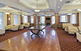 3 odalılar daire North York'da, Kanada. C$1,061,000