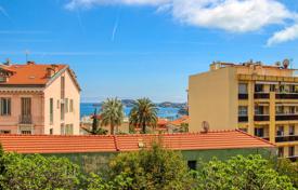 3 odalılar daire Beaulieu-sur-Mer'de, Fransa. 575,000 €