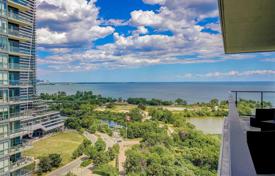 2 odalılar daire Lake Shore Boulevard West'da, Kanada. C$866,000