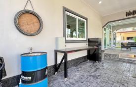 3 odalılar villa 350 m² Pattaya'da, Tayland. $358,000