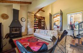 Yazlık ev – Gordes, Provence - Alpes - Cote d'Azur, Fransa. Price on request