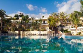 1 odalılar daire 56 m² Playa de las Americas'da, İspanya. 320,000 €