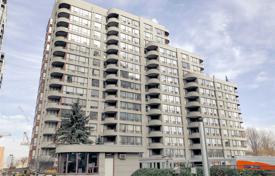 3 odalılar daire Yonge Street'da, Kanada. C$745,000