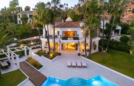 Villa – Nueva Andalucia, Marbella, Endülüs,  İspanya. 4,495,000 €