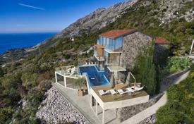6 odalılar villa 700 m² Petrovac'ta, Karadağ. 1,600,000 €
