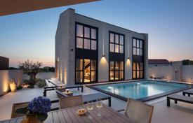 5 odalılar şehir içinde müstakil ev 168 m² Zadar County'da, Hırvatistan. 830,000 €
