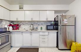 3 odalılar daire Scarborough'da, Kanada. C$779,000