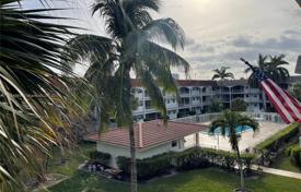 Kondominyum – Hallandale Beach, Florida, Amerika Birleşik Devletleri. $330,000