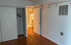 1 odalılar daire Yonge Street'da, Kanada. C$796,000