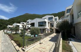 4 odalılar villa 400 m² Kumbor'da, Karadağ. 850,000 €