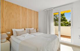 5 odalılar daire 133 m² Nueva Andalucia'da, İspanya. 499,000 €